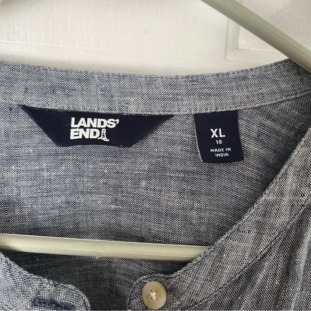 Lands’ End long sleeve 100% linen button down tunic top - Picture 2 of 5